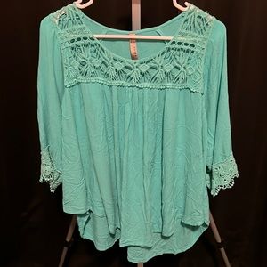 Entro Lace Blouse